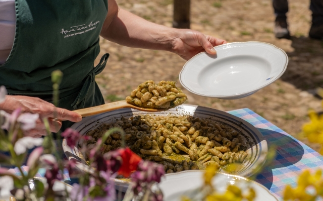 pasta plating